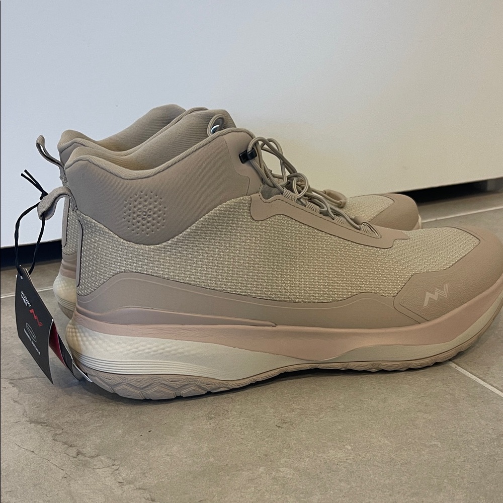 Muddy Vibe Zn-30 Lightweight Mid Top Hiking Boots